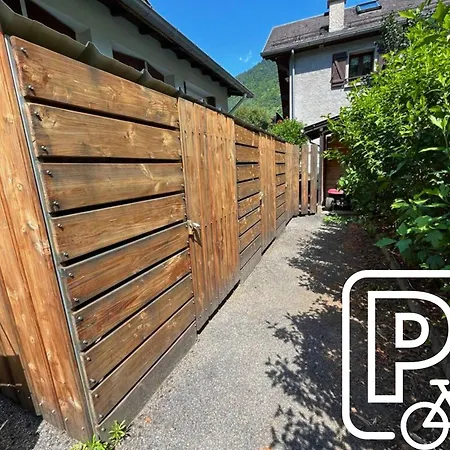 La Rencluse מלון